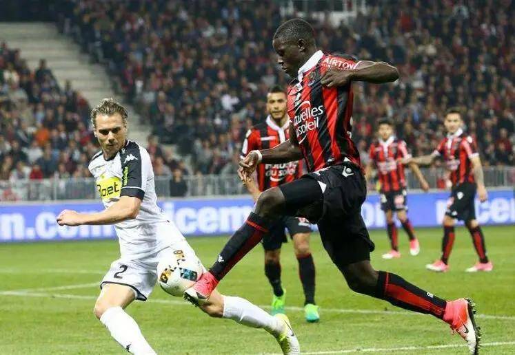  昂热青年军表现亮眼客场逼平实力强劲的摩纳哥